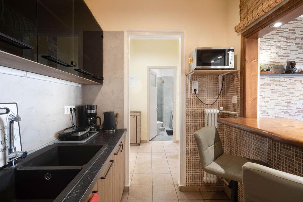 Central Apt In Town Corfu  ภายนอก รูปภาพ