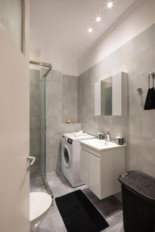 Central Apt In Town Corfu  ภายนอก รูปภาพ
